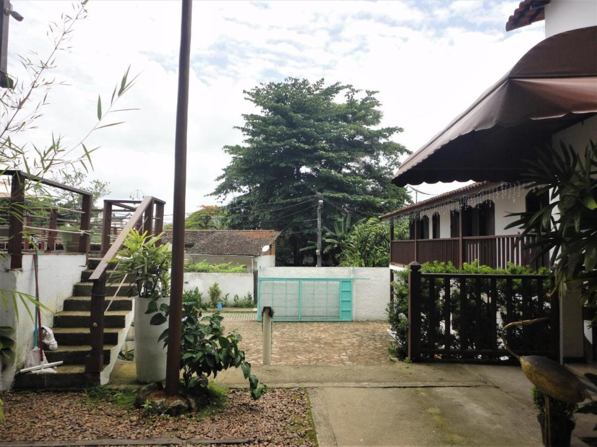 Suítes e Flats E Ponto Parati Exterior foto